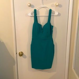 Green body on dress (with pockets!)